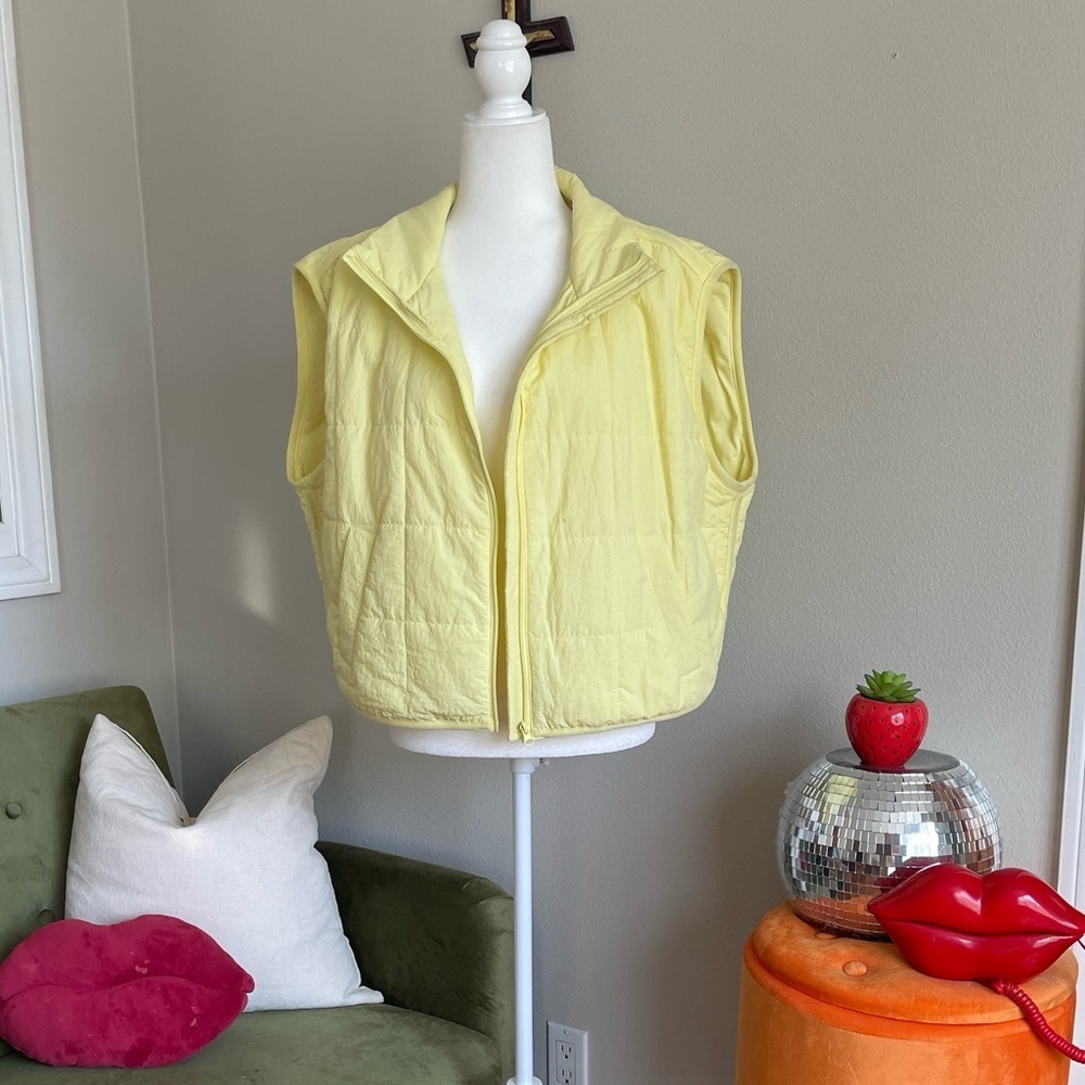 Thread & Supply Light Yellow Vest Size L